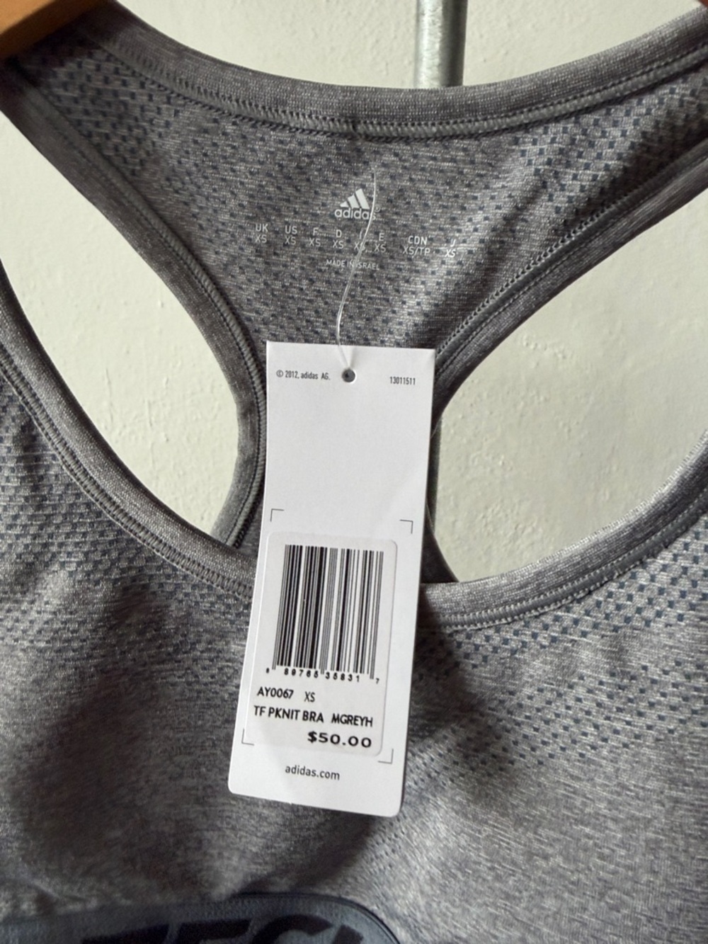 NWT Adidas Techfit Sports Bra Size XS - Picture 2 of 3